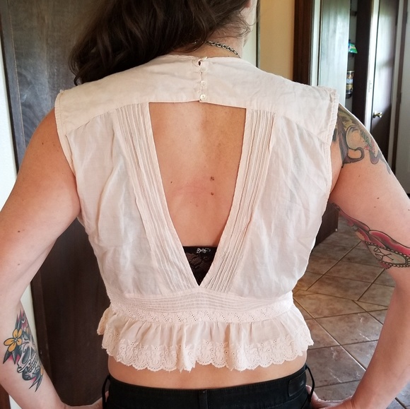 Free People top. L - Picture 2 of 3